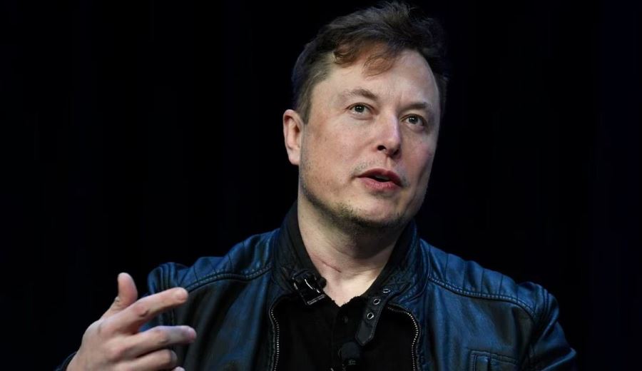 ELON MUSK SEVMEDİĞİ SİTELERİ GEÇ Mİ AÇTIRIYOR?
