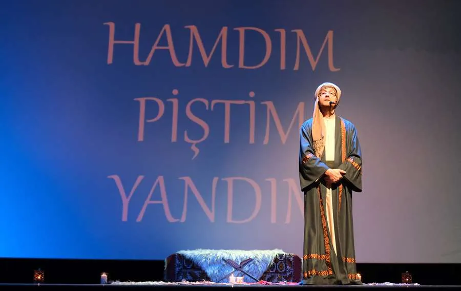 MEVLANA'NIN 751. VUSLAT YIL DÖNÜMÜ MANEVİ TÖRENLE ANILDI
