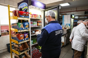 BAYRAMPAŞA’DA OKUL KANTİNLERİNE SIKI DENETİM