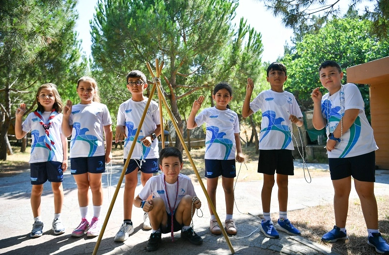 BEYLİKDÜZÜ’NDE ÖĞRENCİLER YAZI SPORLA GEÇİRİYOR