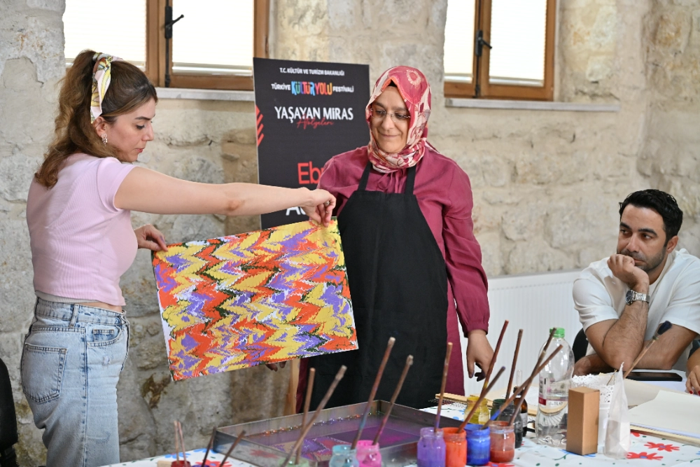 NEVŞEHİR KÜLTÜR YOLU FESTİVALİ’NİN İKİNCİ GÜNÜNDE GELENEKSEL SANAT ÖNE ÇIKTI